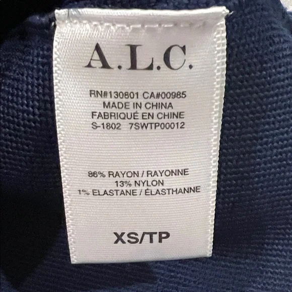 ALC Elegant Navy Knit Halter Top Size XS - Picture 5 of 6